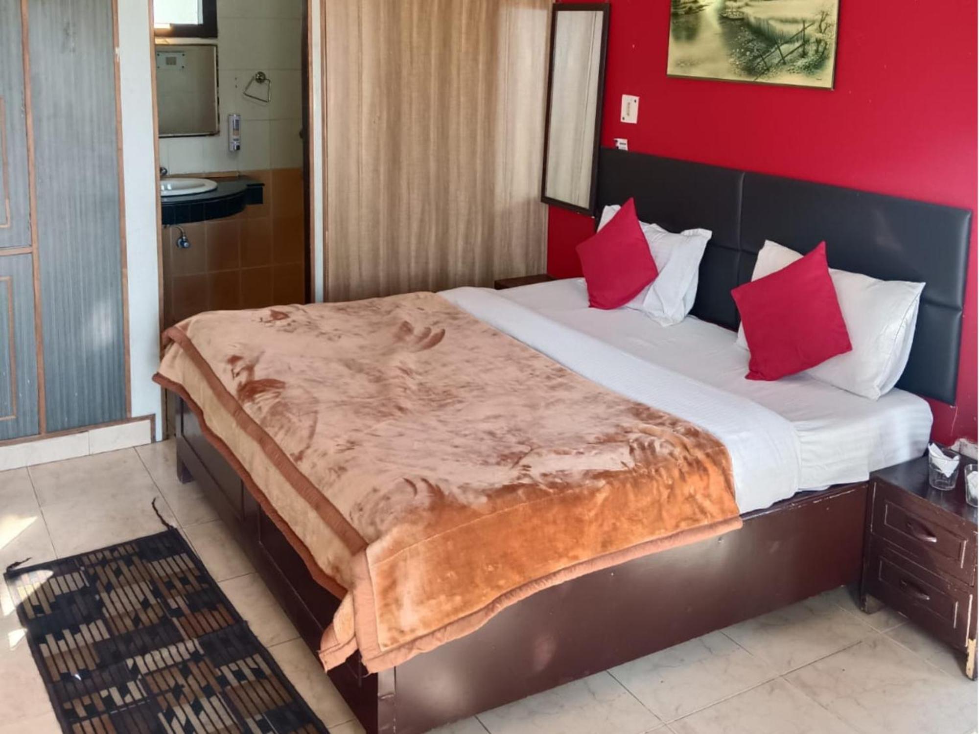 Shikha Resort Ewentbliz Бхимтал Экстерьер фото